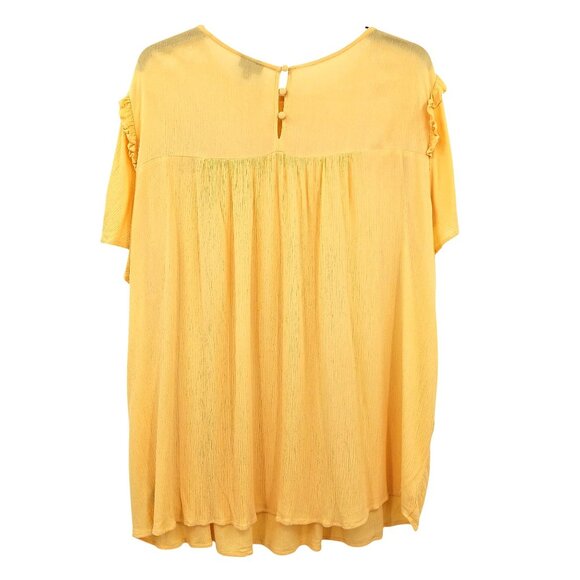 Torrid Crinkle Gauze Daisy Crochet Trim Top Size 4X Yellow Floral Flutter Sleeve - Picture 6 of 16